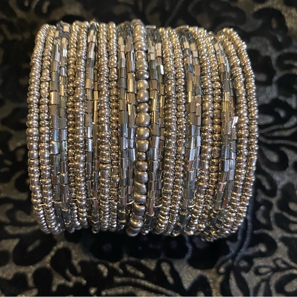 Multi sized pewter colored glass beaded cuff, GUC, 2 1/2”x 2 1/2” bold piece - Picture 4 of 6